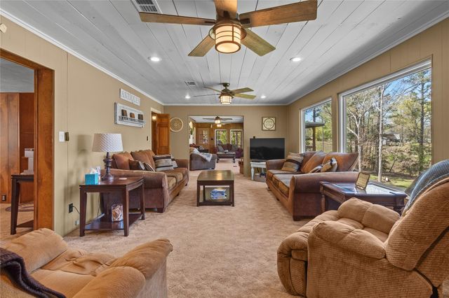 286 Lynwood, Burkeville, TX 75932