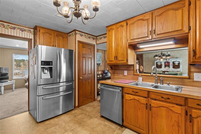 286 Lynwood, Burkeville, TX 75932