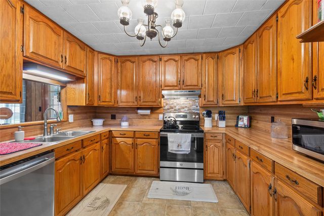 286 Lynwood, Burkeville, TX 75932