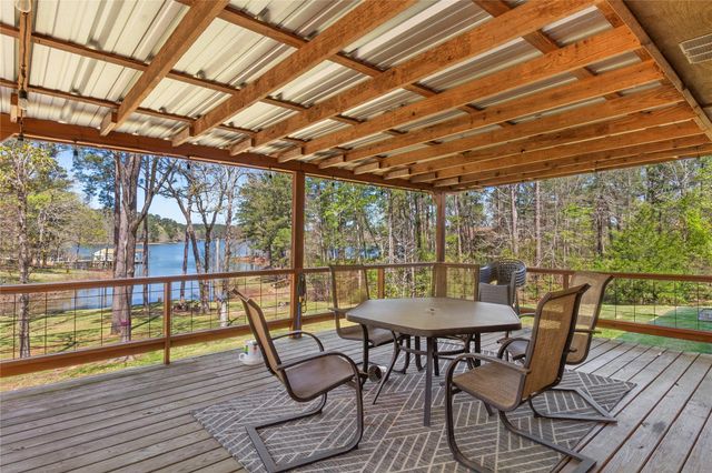 286 Lynwood, Burkeville, TX 75932