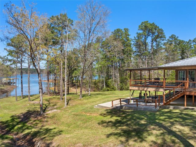 286 Lynwood, Burkeville, TX 75932
