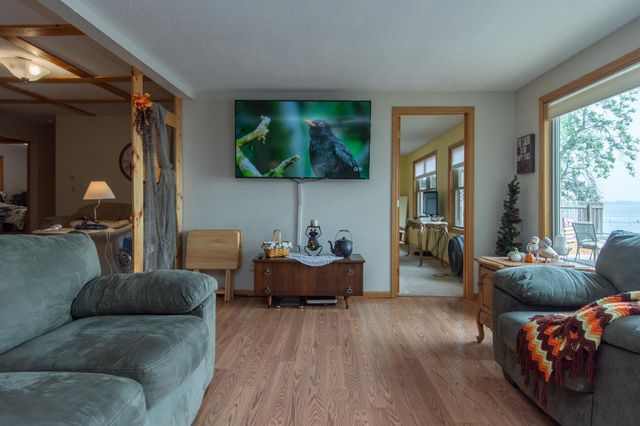 46474 Bay Avenue, Isle, MN 56342