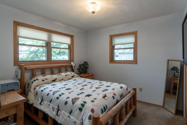 46474 Bay Avenue, Isle, MN 56342