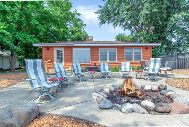 46474 Bay Avenue, Isle, MN 56342