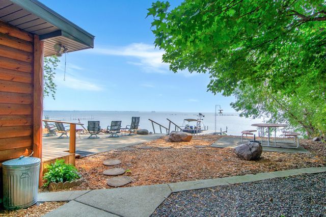 46474 Bay Avenue, Isle, MN 56342