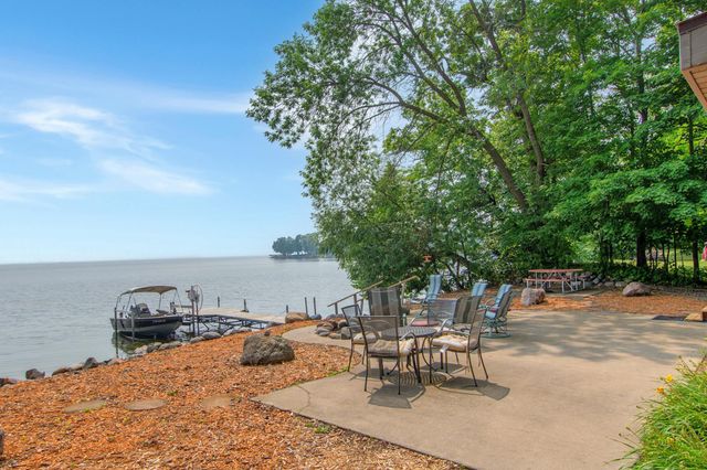 46474 Bay Avenue, Isle, MN 56342