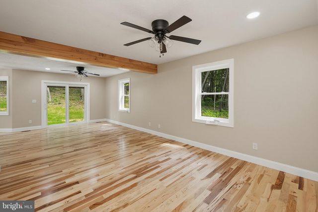 114 DRIPPING SPRING RD, Morgantown, WV 26508