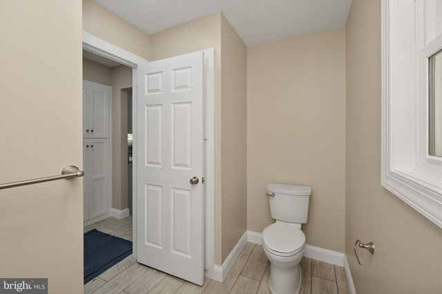 114 DRIPPING SPRING RD, Morgantown, WV 26508