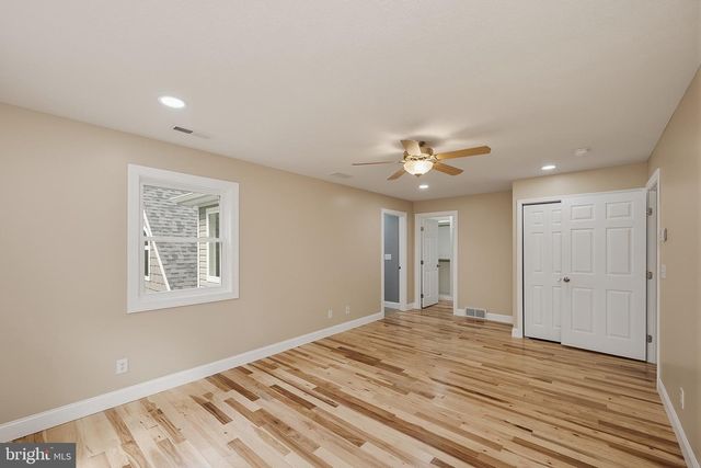 114 DRIPPING SPRING RD, Morgantown, WV 26508