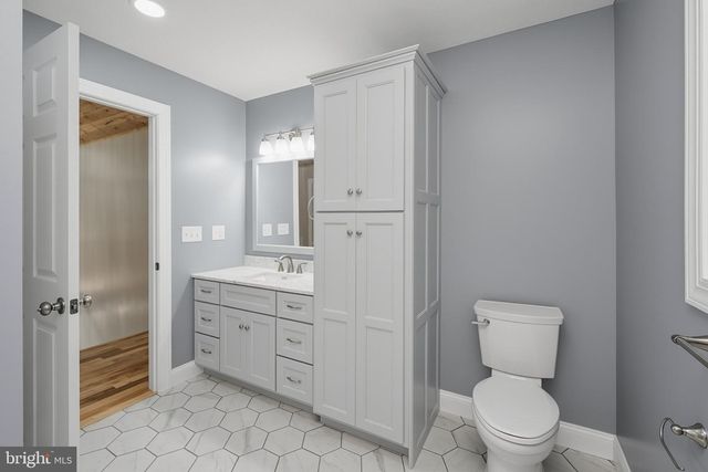 114 DRIPPING SPRING RD, Morgantown, WV 26508