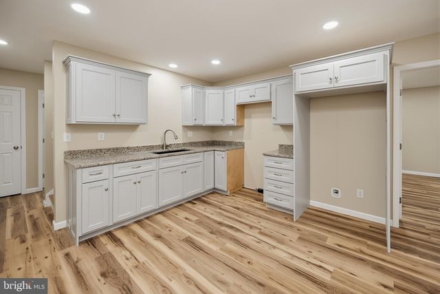 114 DRIPPING SPRING RD, Morgantown, WV 26508