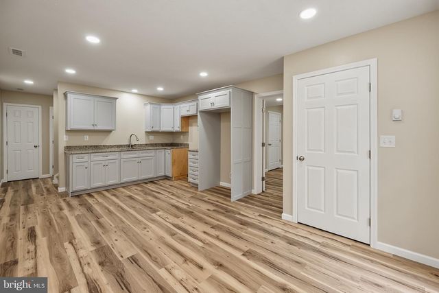 114 DRIPPING SPRING RD, Morgantown, WV 26508