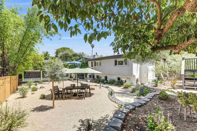 9460 Haley Lane, La Mesa, CA 91941
