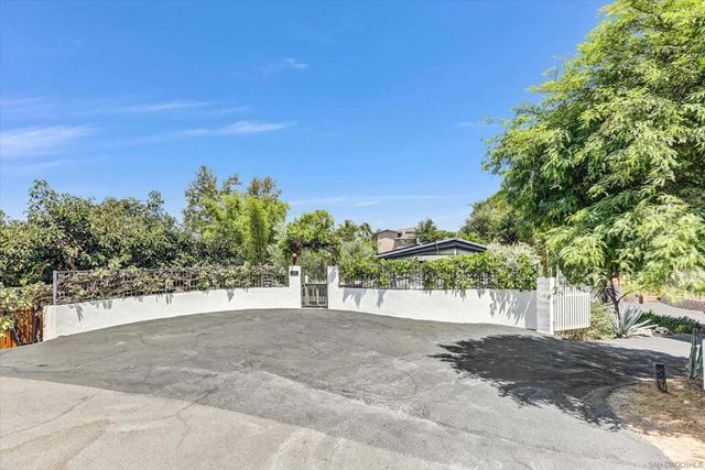 9460 Haley Lane, La Mesa, CA 91941