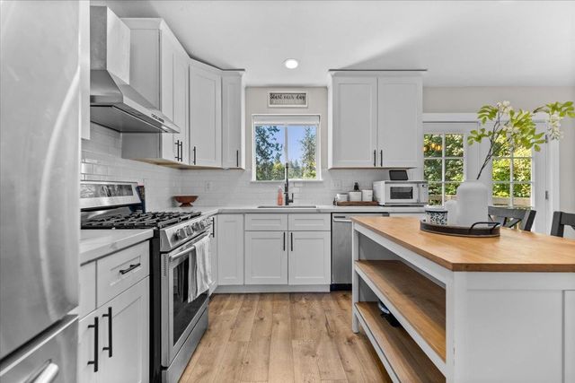 10610 E 9th Ave, Spokane Valley, WA 99206