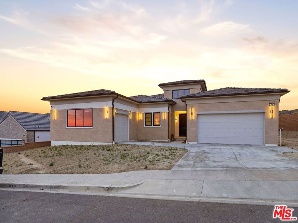 Image 53 of property listing at 12061 N Northstar Lane, Porter Ranch, CA 91326