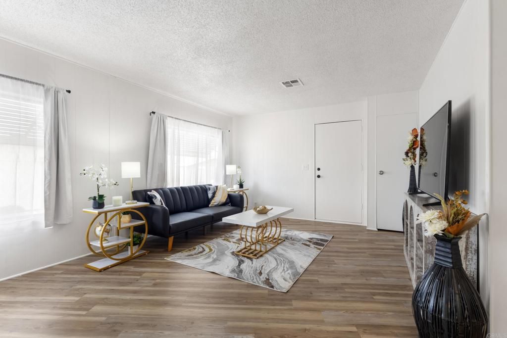 155 Las Flores Drive 25, San Marcos, CA 92069 — photo 2