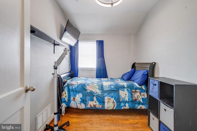 1918 HOLBORN RD, Baltimore, MD 21222