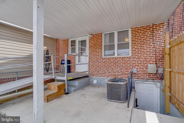 1918 HOLBORN RD, Baltimore, MD 21222