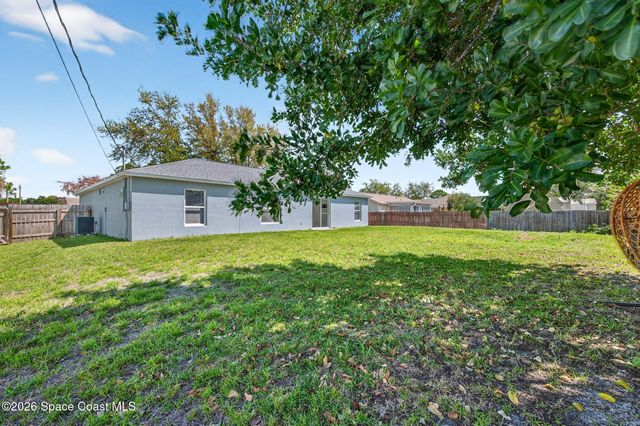 1438 Healey Street NW, Palm Bay, FL 32907