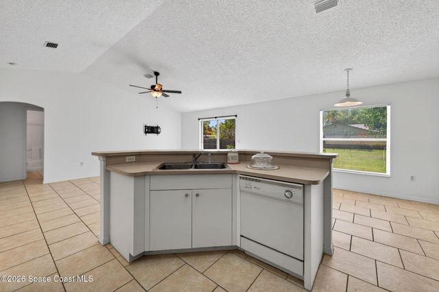 1438 Healey Street NW, Palm Bay, FL 32907