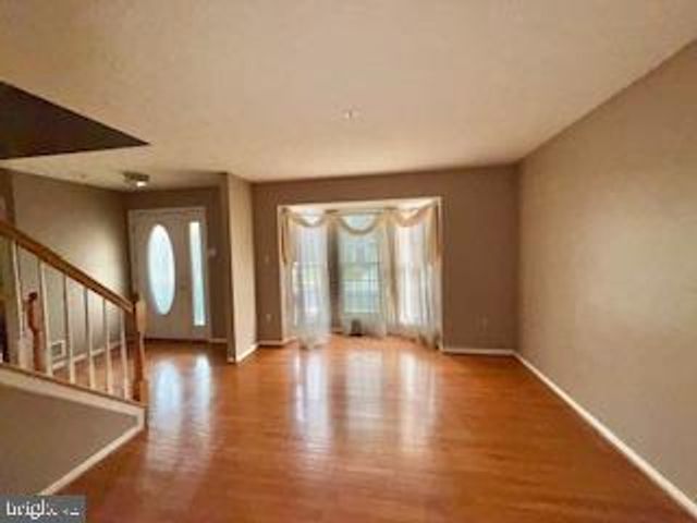 7506 CASTLE ROCK DR, Clinton, MD 20735