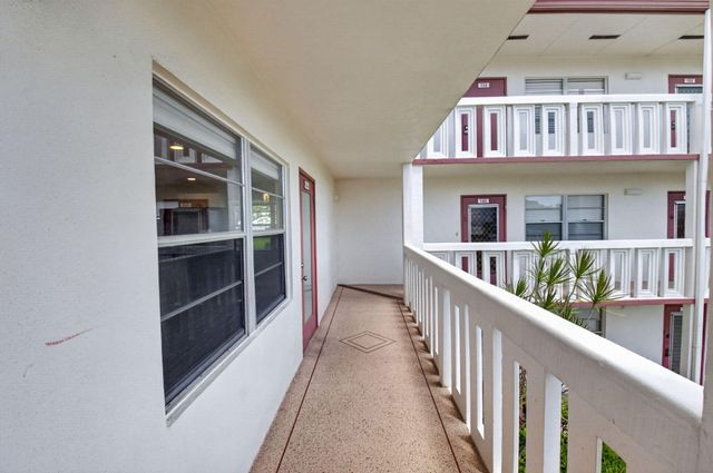 144 Fanshaw D, Boca Raton, FL 33434