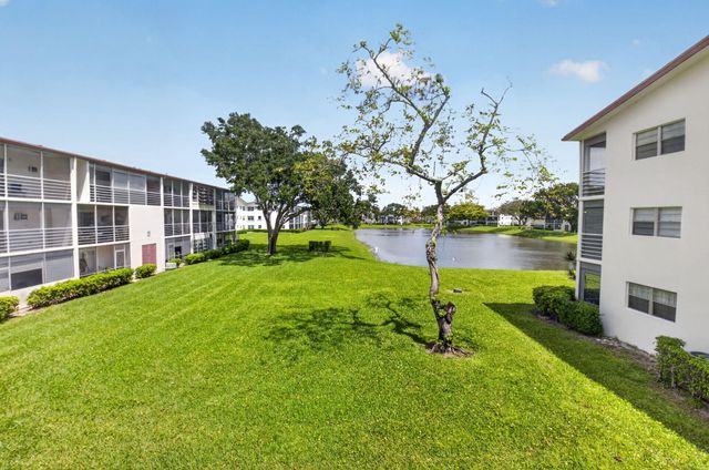 144 Fanshaw D, Boca Raton, FL 33434