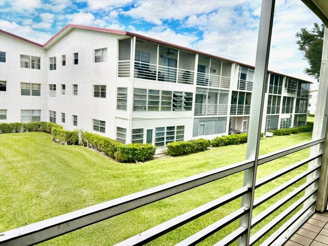 144 Fanshaw D, Boca Raton, FL 33434