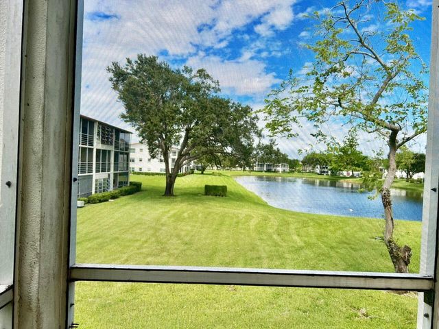 144 Fanshaw D, Boca Raton, FL 33434