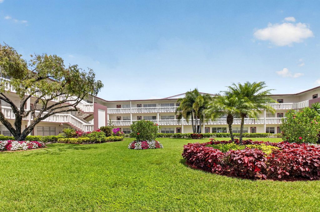 144 Fanshaw D, Boca Raton, FL 33434