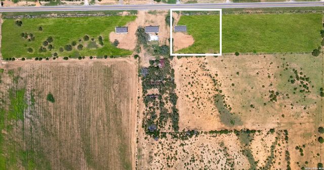 2951 Fm 1333, Poteet, TX 78065