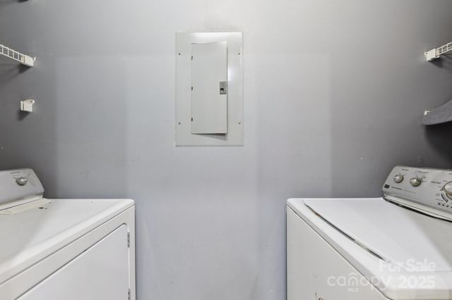 7325 Michaels Landing Drive, Charlotte, NC 28262