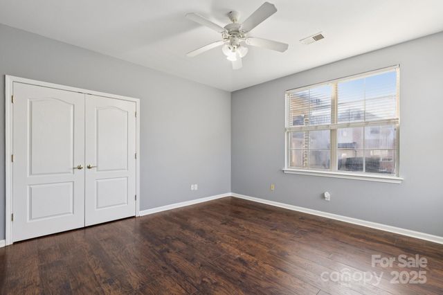 7325 Michaels Landing Drive, Charlotte, NC 28262