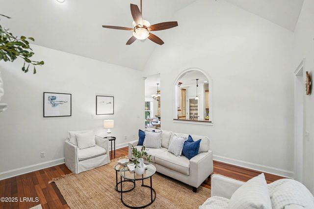 10 Walling Grove Road, Beaufort, SC 29907