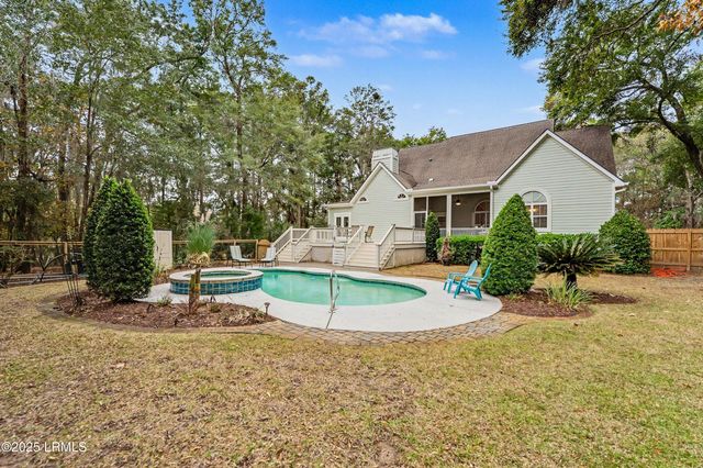 10 Walling Grove Road, Beaufort, SC 29907