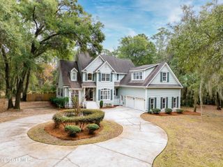 10 Walling Grove Road, Beaufort, SC 29907