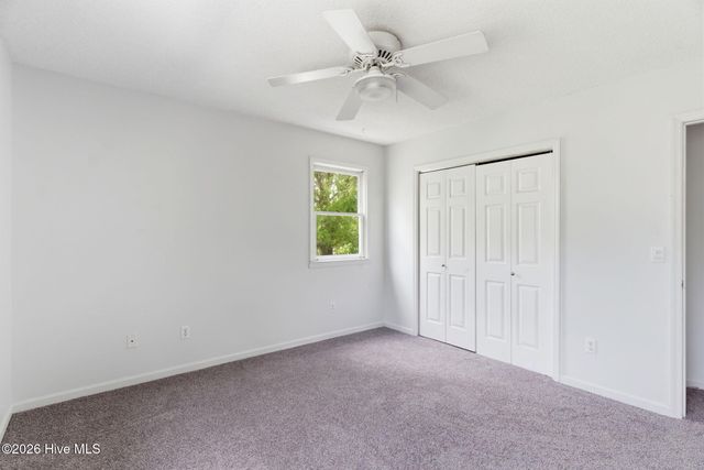 230 Greenwich Lane, Wilmington, NC 28409