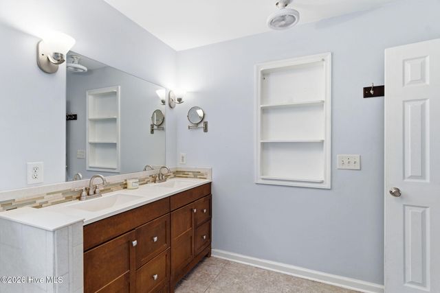 230 Greenwich Lane, Wilmington, NC 28409