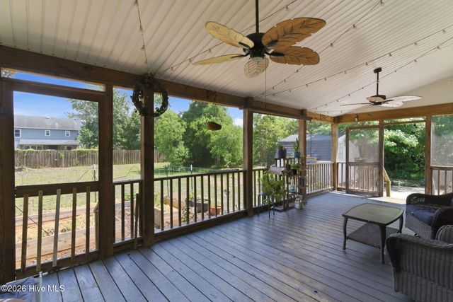 230 Greenwich Lane, Wilmington, NC 28409
