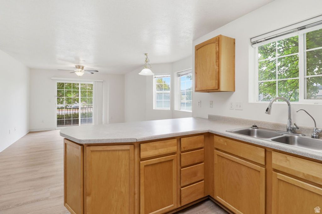 Image 11 of property listing at 2083 N MORNING STAR DR, Saratoga Springs, UT 84045