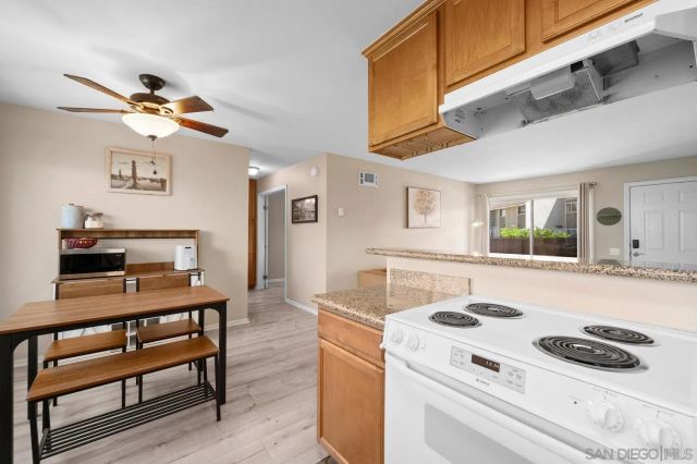 6333 College Grove Way 2104, San Diego, CA 92115