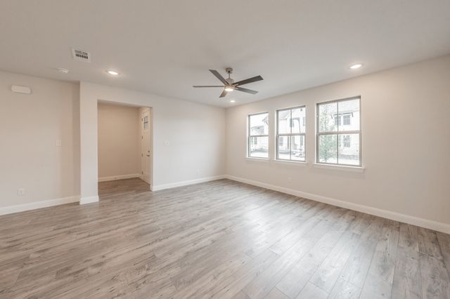 9709 Thorncrown Lane, Fort Worth, TX 76179