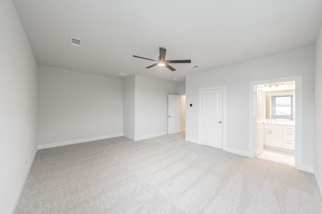 9709 Thorncrown Lane, Fort Worth, TX 76179