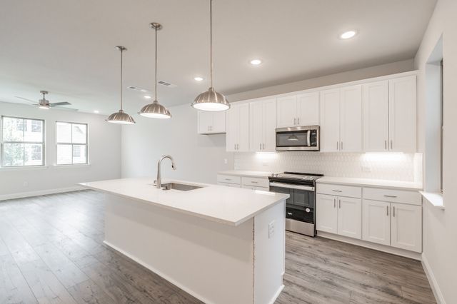 9709 Thorncrown Lane, Fort Worth, TX 76179