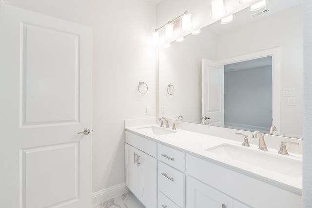 9709 Thorncrown Lane, Fort Worth, TX 76179