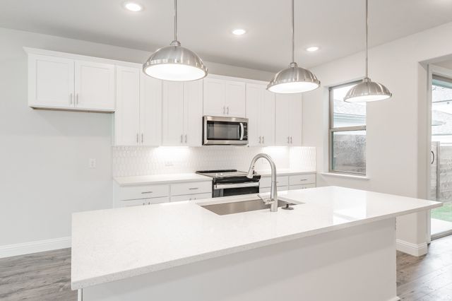 9709 Thorncrown Lane, Fort Worth, TX 76179