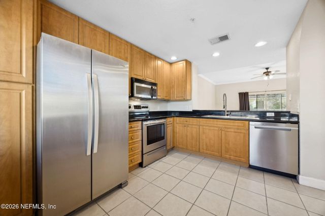 9745 TOUCHTON Road 530, Jacksonville, FL 32246