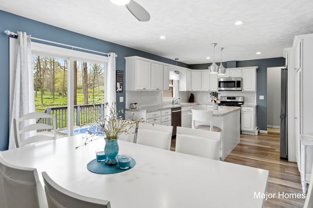 3907 Tioga Drive SW, Wyoming, MI 49519