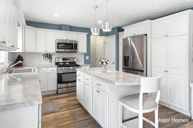 3907 Tioga Drive SW, Wyoming, MI 49519